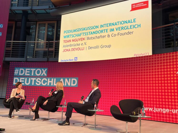 Detox Deutschland: Die Asienbrücke e.V. diskutiert auf dem Gipfel der Jungen Unternehmer über die Zukunft des Wirtschaftsstandorts Deutschland